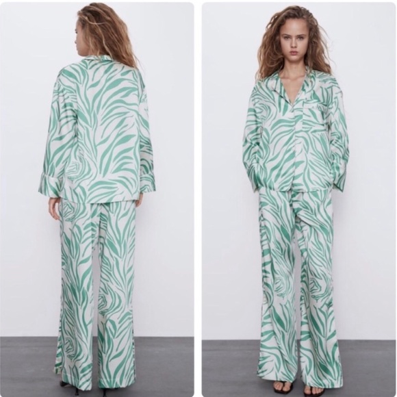 NEW!!! Zara Green&Cream Zebra Print Pajama Top - Picture 2 of 8